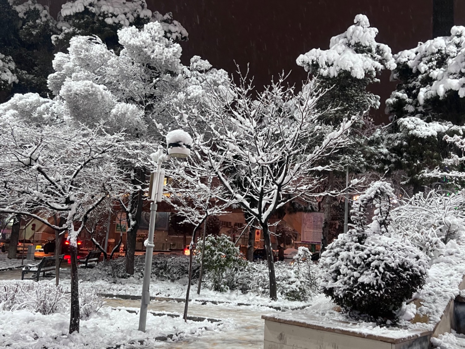 عکس زیبای برف تهران سال 1401 میدان نبوت تهران انجمن شهرسازی ایران